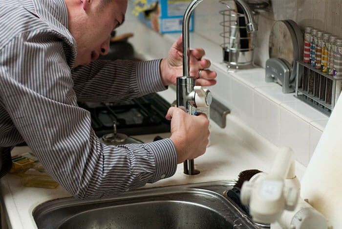 plumber-handyman-repair